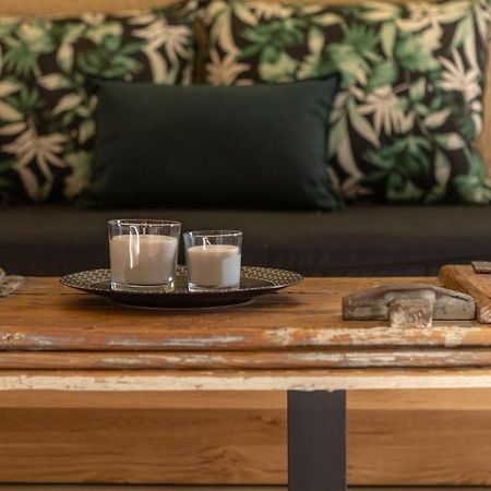 Nalas Suites Emporio  エクステリア 写真